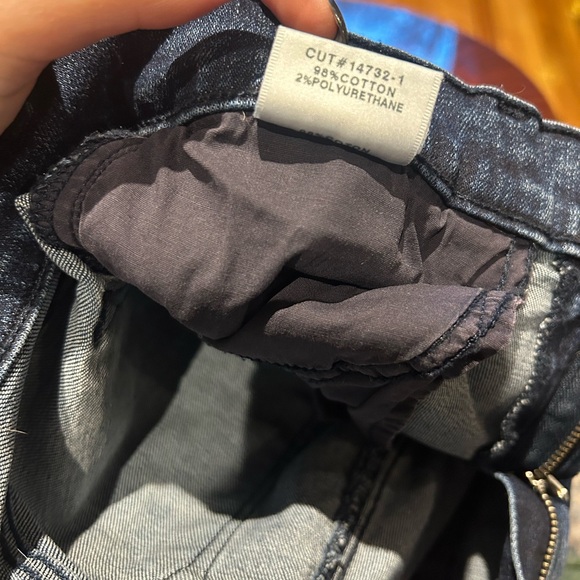 Distressed JBrand Capri Blue Jeans - Picture 6 of 11